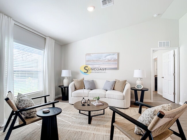 Foto del edificio - 6 Pine Cedar Dr