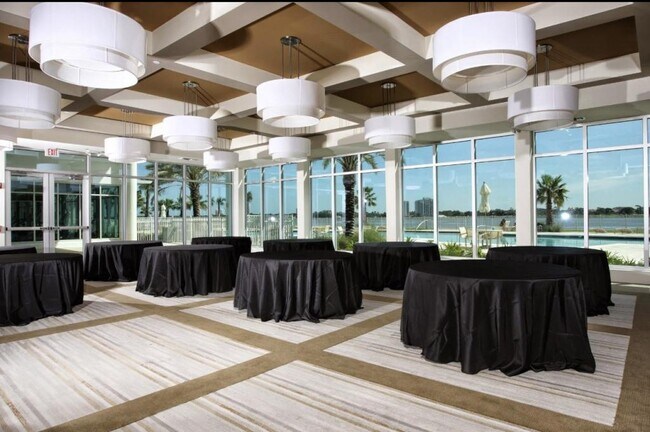 Foto del edificio - 231 Riverside Dr