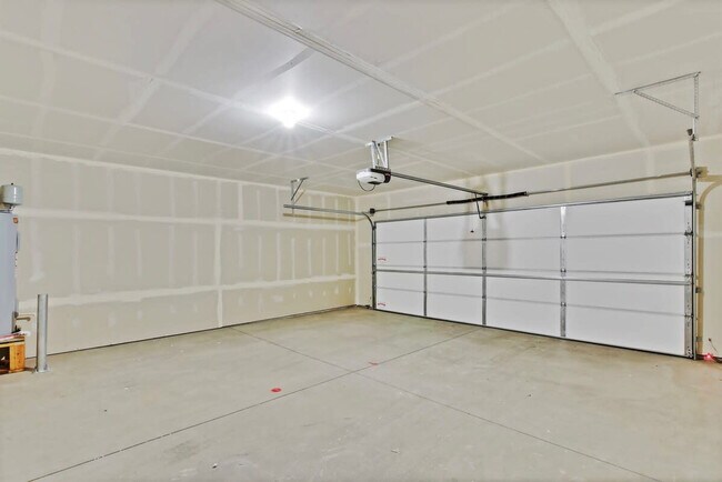 Building Photo - 5553 E Bollo St