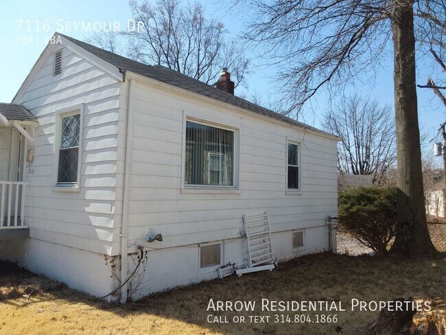 Building Photo - 7116 Seymour Dr | $900 | 2 Bed, 2 Bath