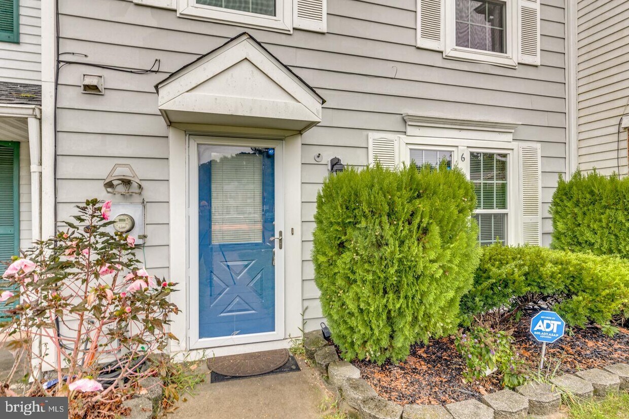 6 Victoria Manor Ct, Winslow Township, NJ 08081 Townhome Rentals in