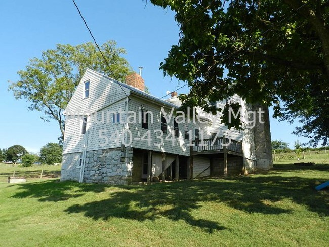 Building Photo - 2263 Newdale School Rd