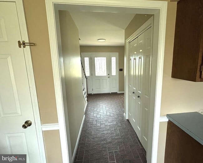 Building Photo - 723 Godshall Rd