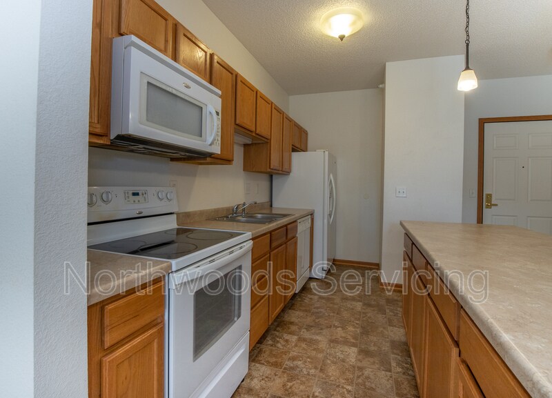 Foto principal - 1776 Maryland Ave E