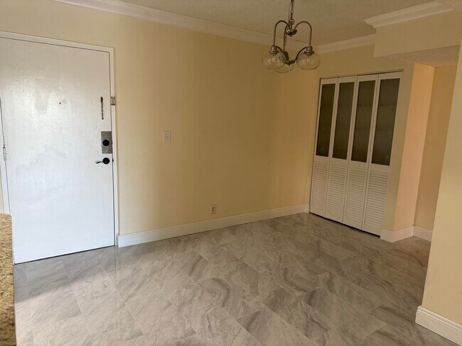 Foto del edificio - 470 NW 20th St