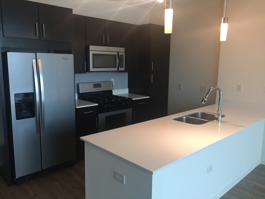 Foto principal - 3738 N Halsted St