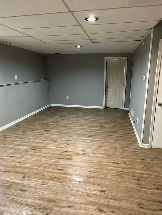 Building Photo - 3637 Windmill Rd
