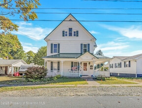 Building Photo - 712 Lincoln Ave