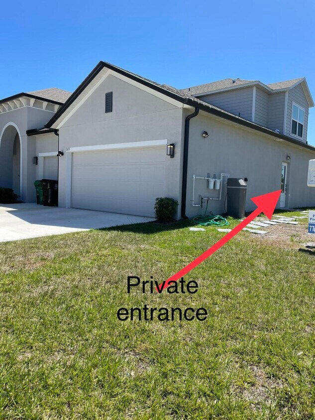Primary Photo - 5453 NW Dolly Ct