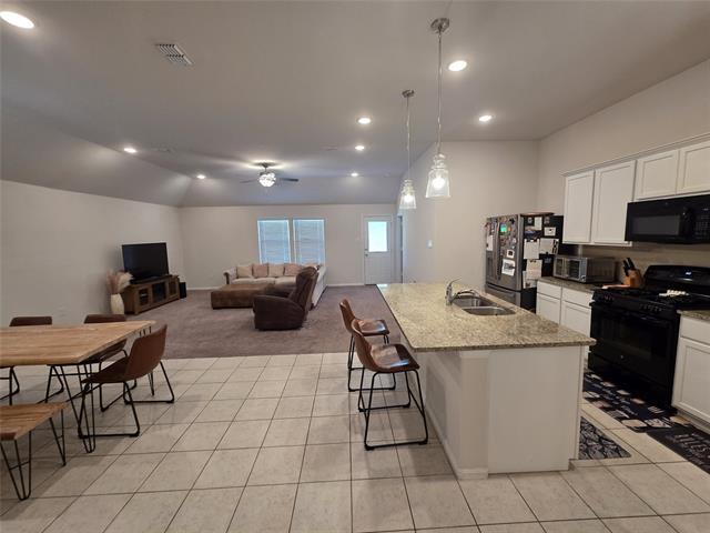 Foto del edificio - 1512 Springtree Dr