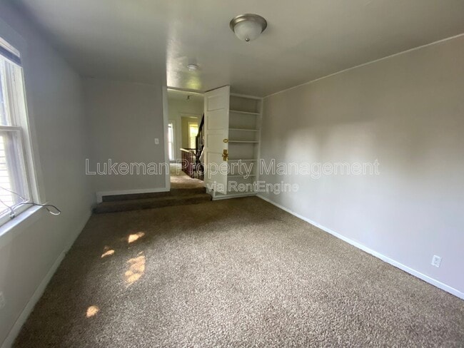 Foto del edificio - 431 W Vine St