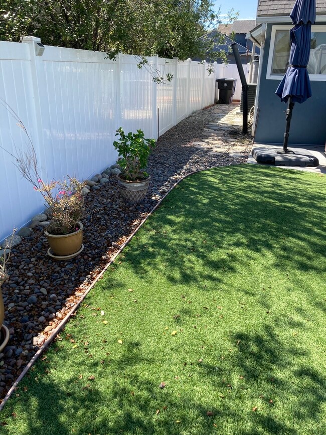 Photo - 20428 Roslin Ave House