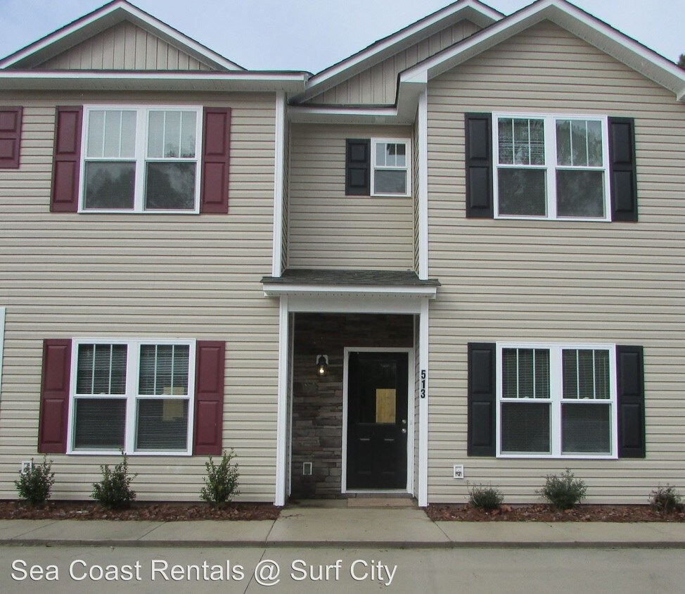 2 br, 2.5 bath Apartment 513 N Green St Condo for Rent in Holly