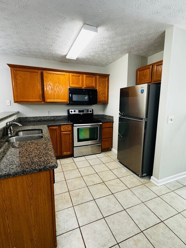 Foto del edificio - 81 Davis Mill Ct