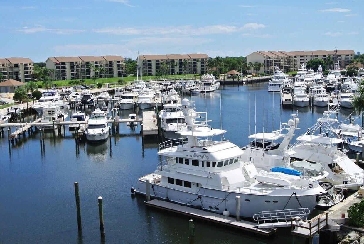 Primary Photo - 1601 Marina Isle Way
