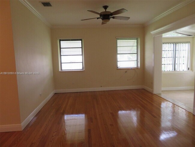 Foto del edificio - 436 Lark Ave