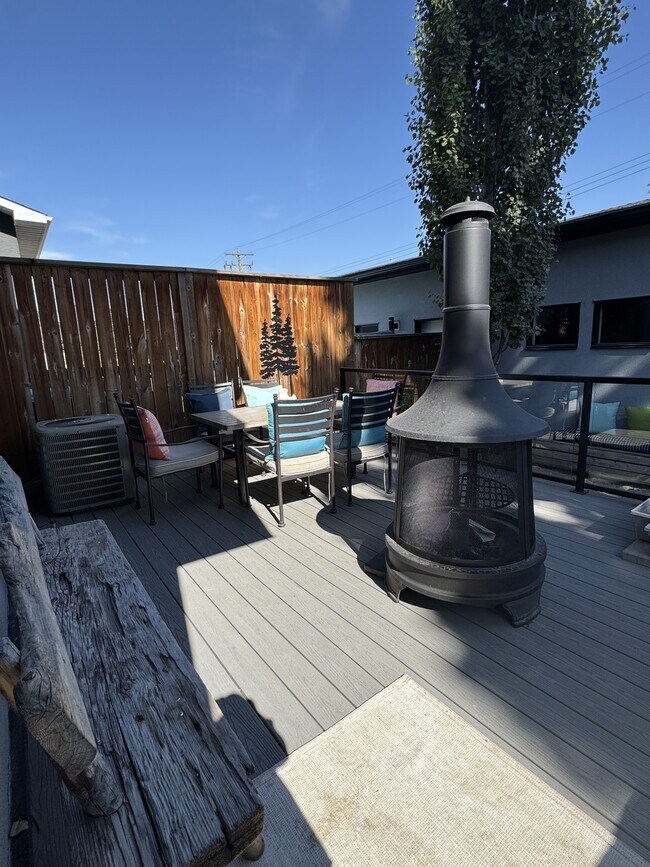 Photo du bâtiment - 224-26A 6a St NE