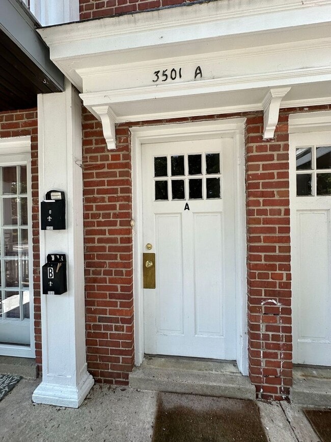 Building Photo - 3501 Hanover Ave