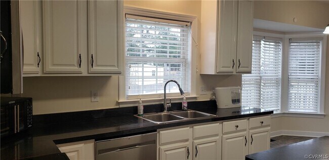 Building Photo - 4220 Hunter Green Ct