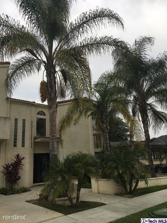 Foto del edificio - 5225 Leghorn Ave
