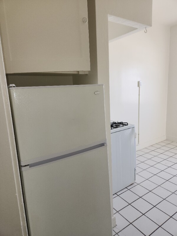 Building Photo - 1819 Ivar Ave