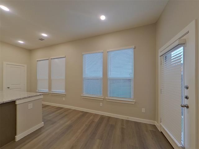 Foto del edificio - 858 Summer Plum Wy