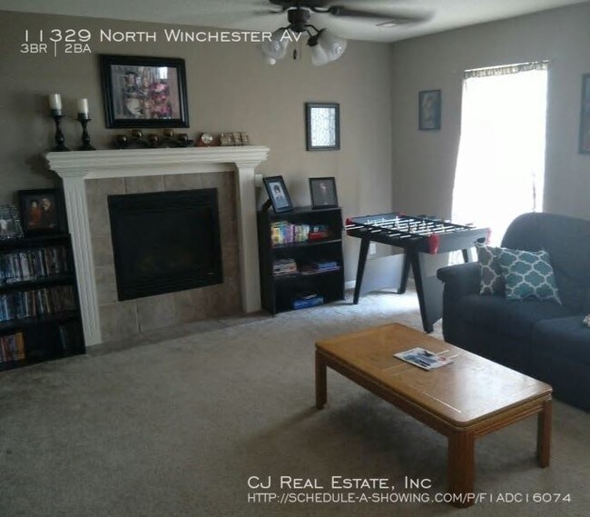 Foto del edificio - 11329 N Winchester Ave
