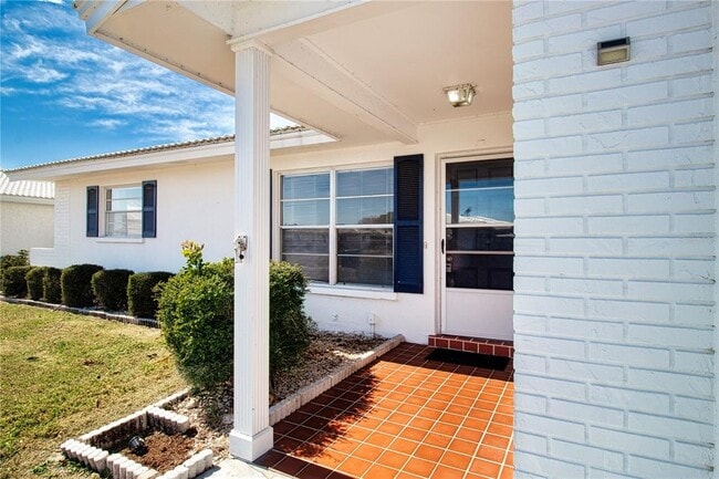 Foto del edificio - 802 Buttonwood Dr