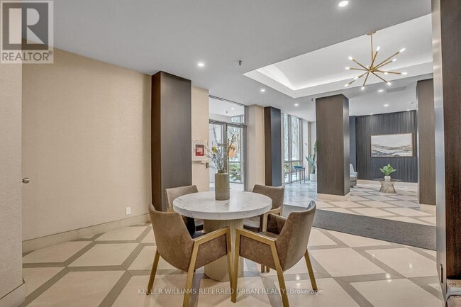 Building Photo - 215 Wynford Dr