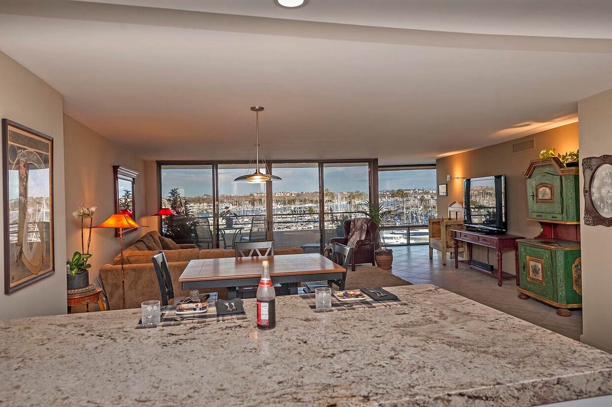 4335 Marina City Dr Unit 244 ETS, Marina del Rey, CA 90292 Condo for