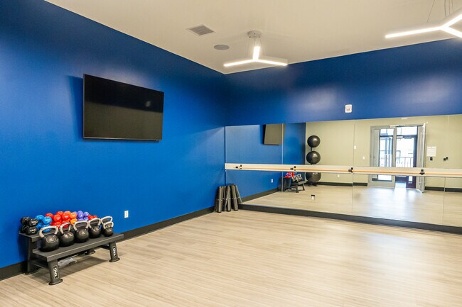 Estudio de fitness - Royal Bloomfield