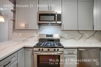 Building Photo - 4040-4060 S Hoover St (B)
