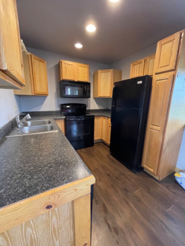 Foto del edificio - 13325 Brush Creek Rd