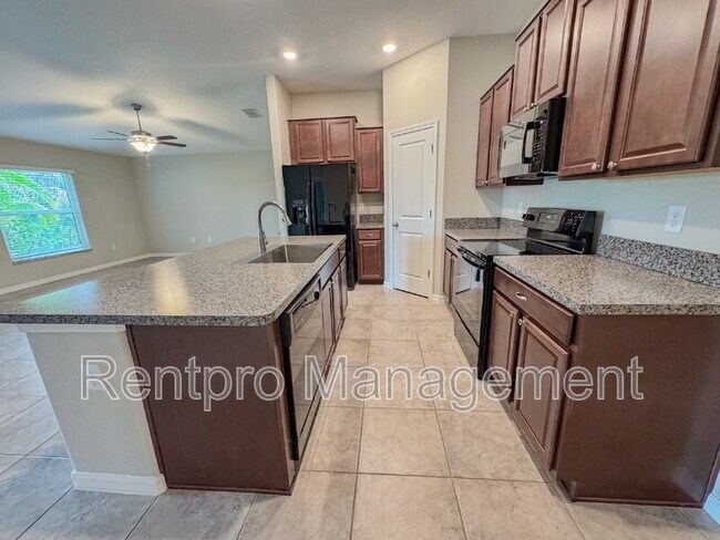 Building Photo - 17132 White Mangrove Dr