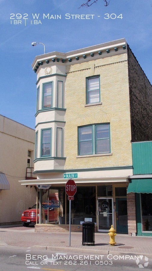 Building Photo - 292 W Main St