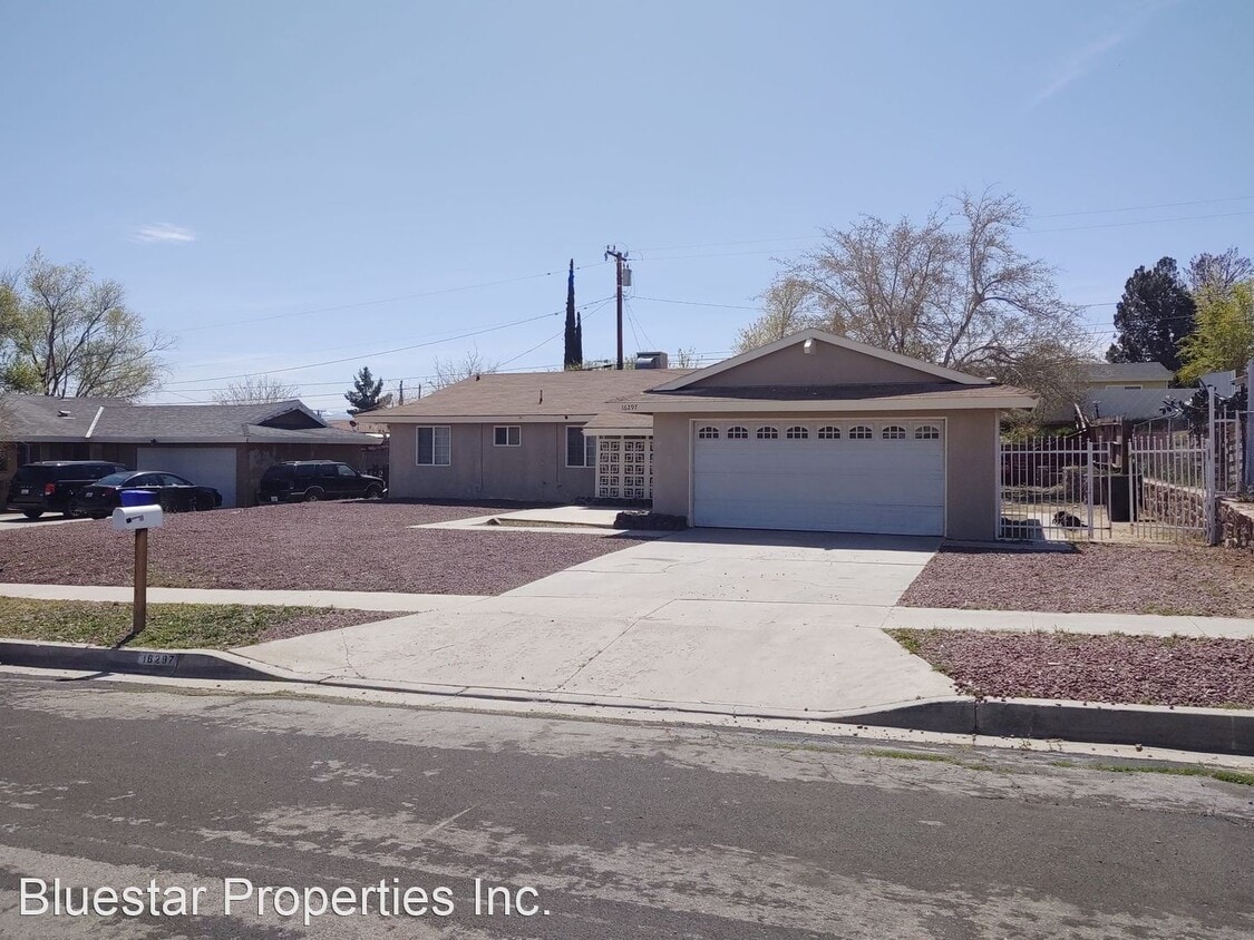 Primary Photo - 4 br, 2 bath House - 16297 Tejon Street