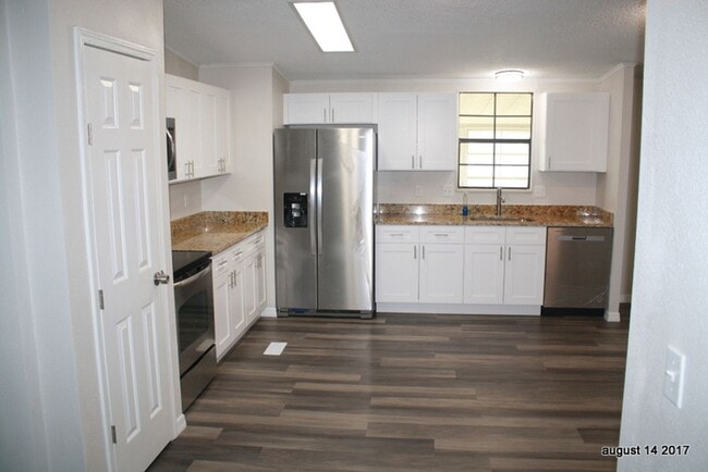 Building Photo - Beautifully updated Mobile home in Wesley ...