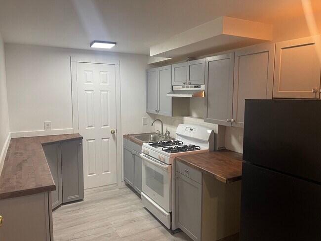 Cocina - 13367 Hook Creek Blvd