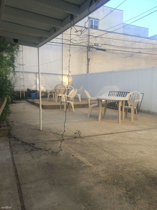 Foto del edificio - 3076 41st St
