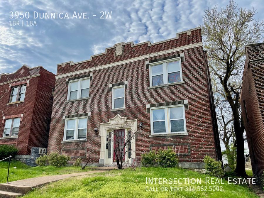 Foto principal - 3950 Dunnica Ave