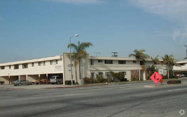 Foto principal - Tradewinds Apartments