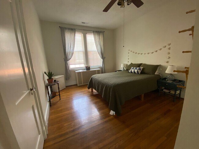 Foto del edificio - 3506 Hermitage Rd
