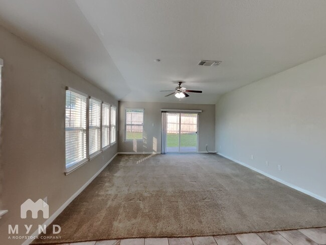 Building Photo - 4605 Elderberry St