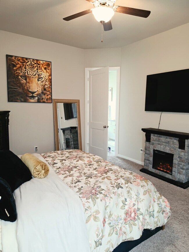 Foto del edificio - 8411 Hunters Cliff Dr
