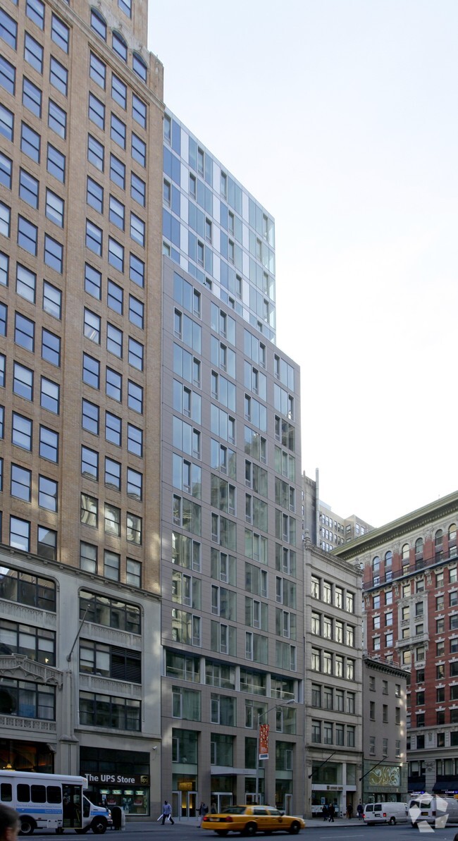 Primary Photo - 241 5th Ave