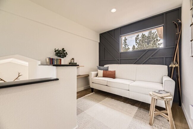 Foto del edificio - 3156 Nova Rd