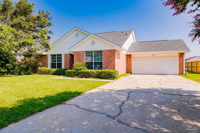 Foto del edificio - 4012 Shorewood Dr