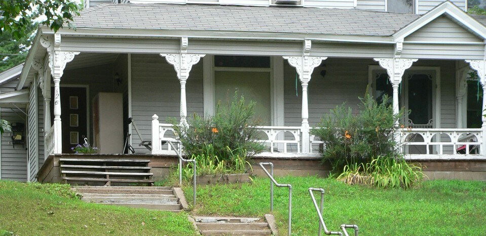 Foto principal - 126 W Cedar St.