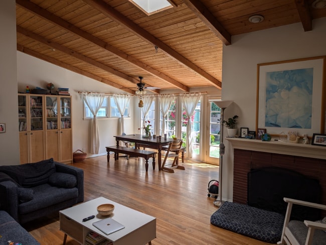 Foto del edificio - 8120 Paso Robles Ave