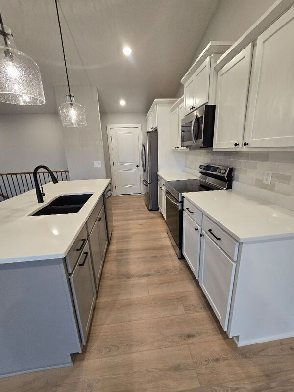 Foto del edificio - 300 SE Red Fern Dr